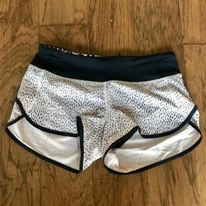 Lululemon Speed Up Short 2.5”